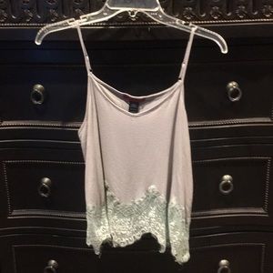 😎BKE Red lace trim tank